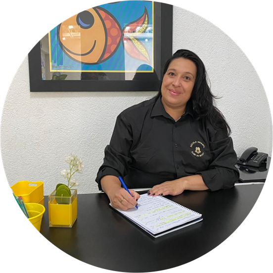 Juliana - Secretaria Escolar